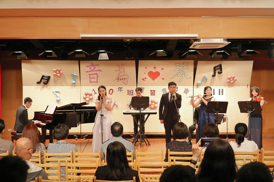 108.05.01 學生表演之畫面
