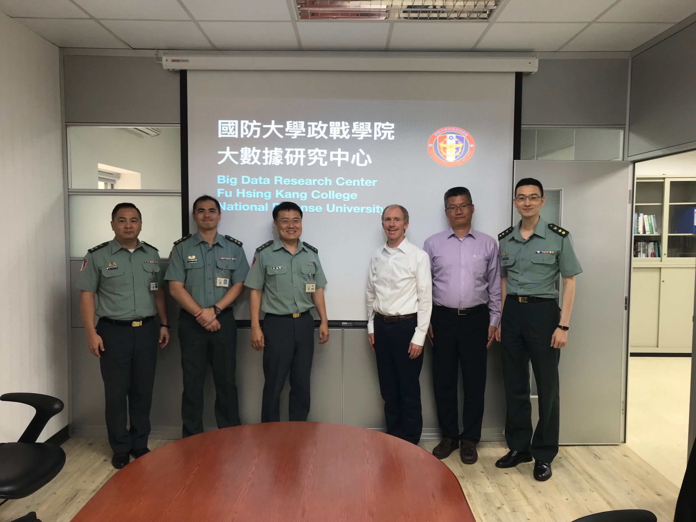 美國史丹佛大學政治學系教授Mike Tomz學術交流