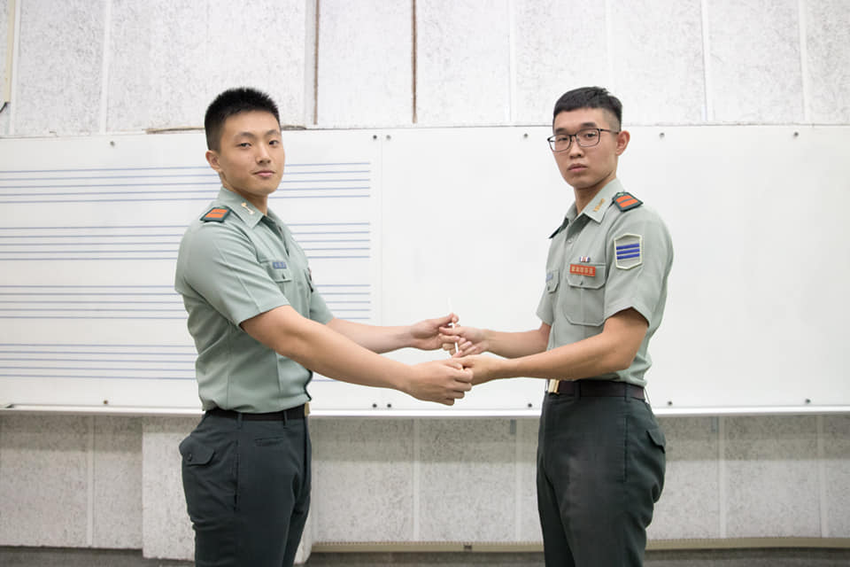 軍樂隊指揮權轉移