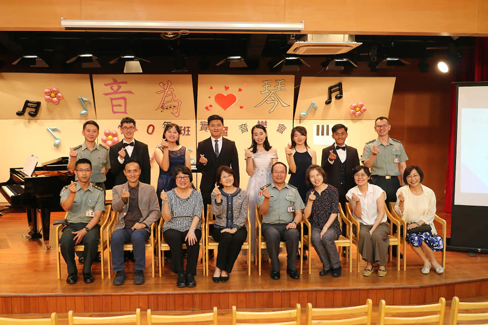 Pictures after the concert.