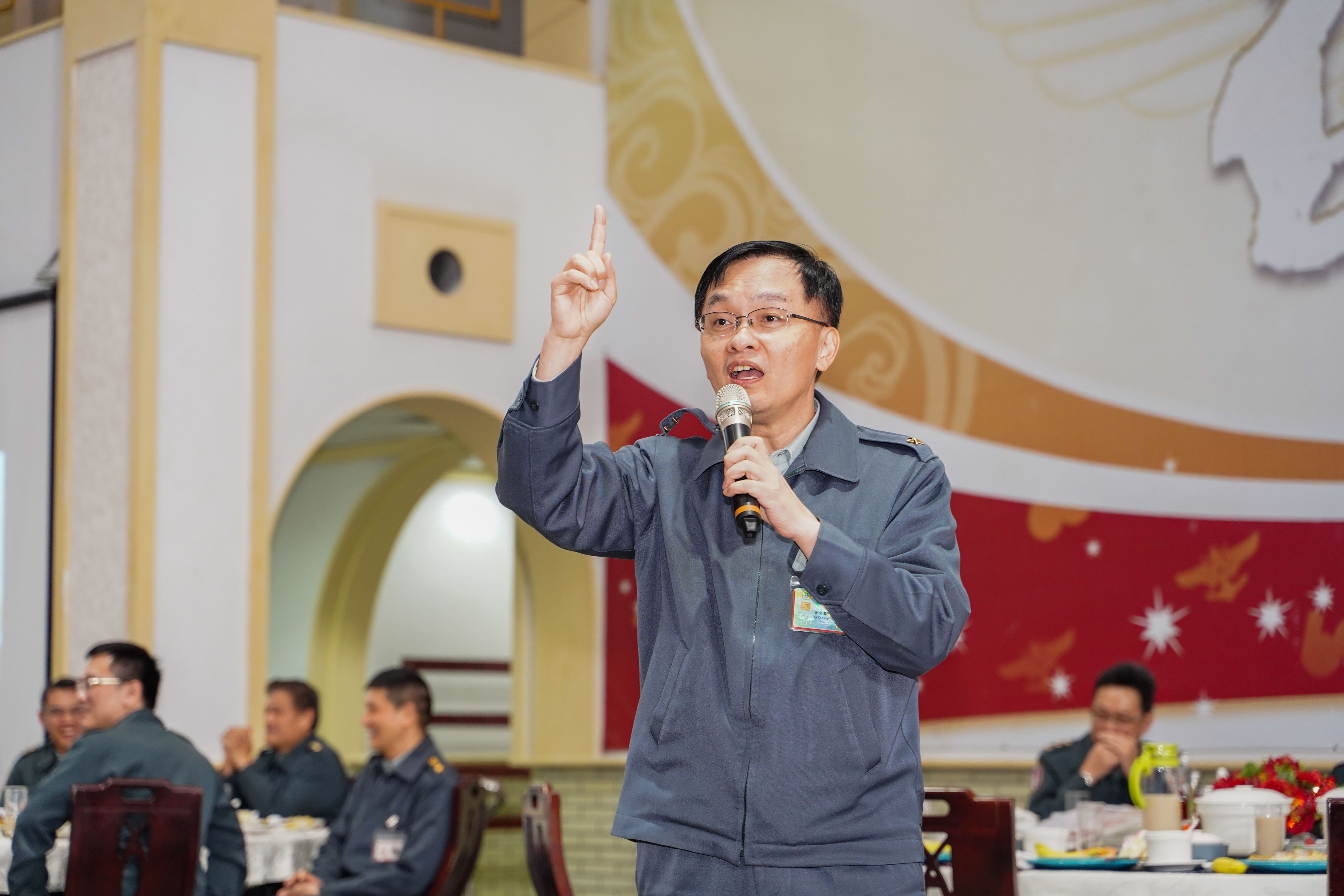 General Yu gave a speech.